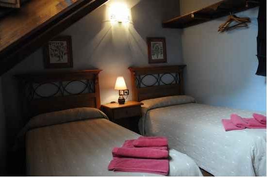 Borda Felices Hostel Broto Cameră foto