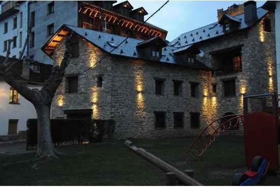 Borda Felices Hostel Broto Exterior foto