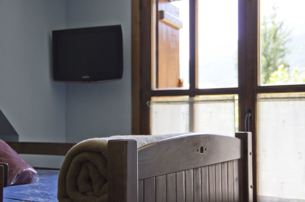 Borda Felices Hostel Broto Exterior foto